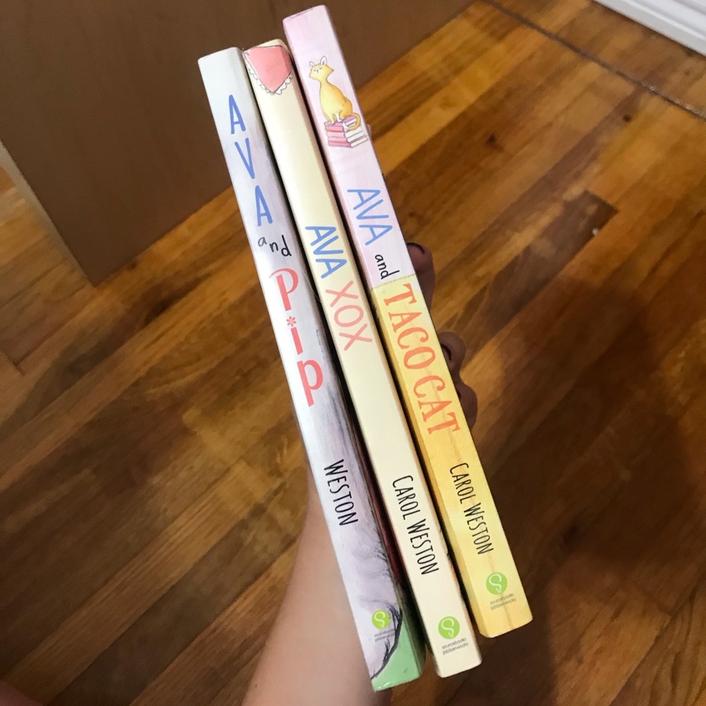 BUNDLE OF BOOKS - Picture 5 of 5